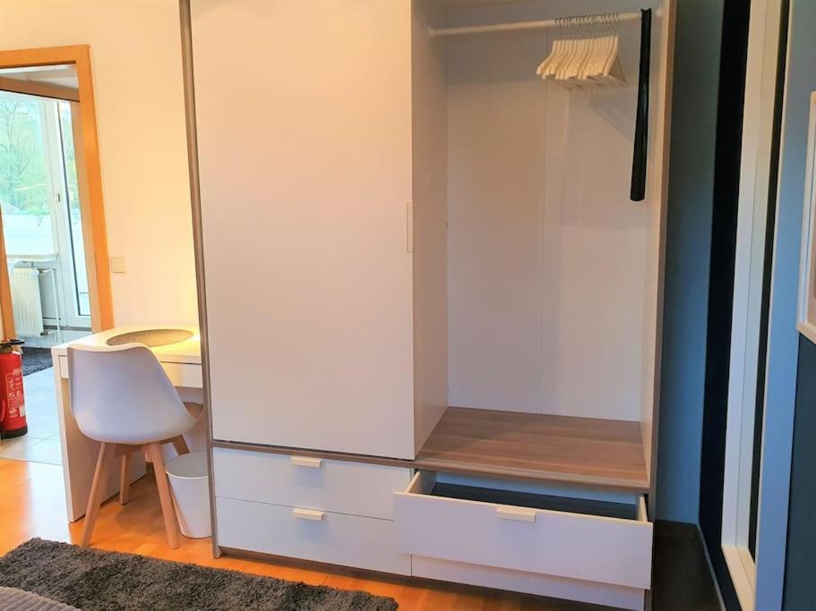 Modernes Und Ruhiges Appartement Mit Loggia Marl Eksteriør billede