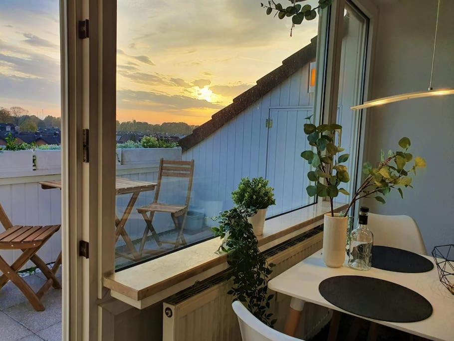 Modernes Und Ruhiges Appartement Mit Loggia Marl Eksteriør billede