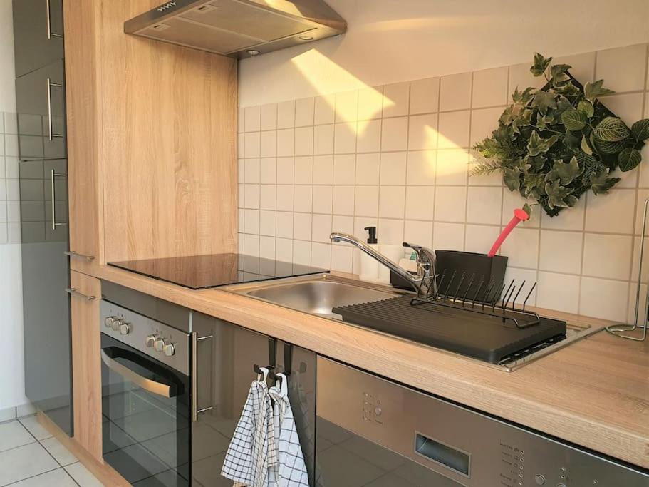 Modernes Und Ruhiges Appartement Mit Loggia Marl Eksteriør billede