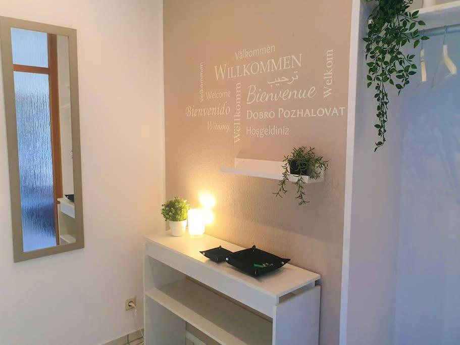 Modernes Und Ruhiges Appartement Mit Loggia Marl Eksteriør billede